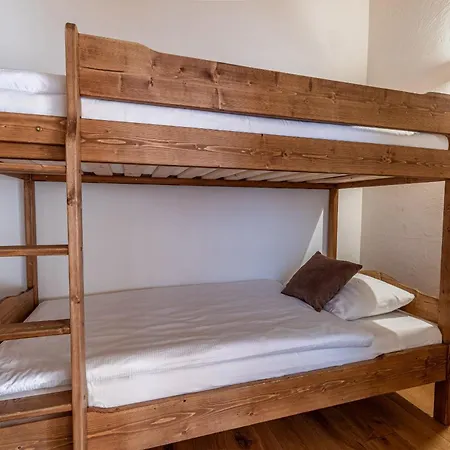 Les Mayens Mb 021 - Luxury 18 Pers