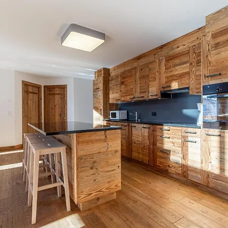 Les Mayens Mb 021 - Luxury 18 Pers *